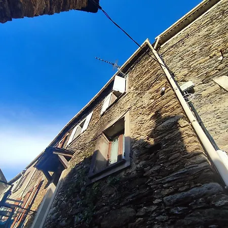 Maison Typique De Village Corse , 10 Min Aéroport Et De La