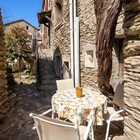 Maison Typique De Village Corse , 10 Min Aéroport Et De La * Prunelli-di-Casacconi