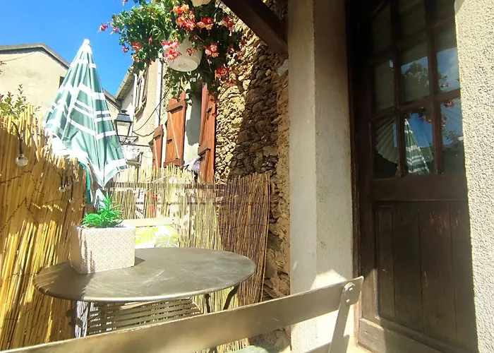 Holiday home Maison Typique De Village Corse , 15min Aeroport Et De La Casa Scalina Prunelli-di-Casacconi