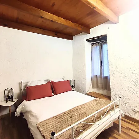 펜션 Maison Typique De Village Corse , 10 Min Aeroport Et De La