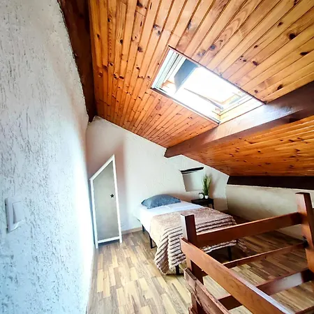 Vakantiehuis Maison Typique De Village Corse , 10 Min Aeroport Et De La Prunelli-di-Casacconi