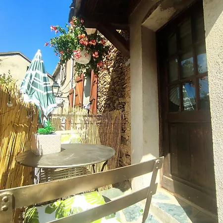 펜션 Maison Typique De Village Corse , 10 Min Aeroport Et De La Prunelli-di-Casacconi