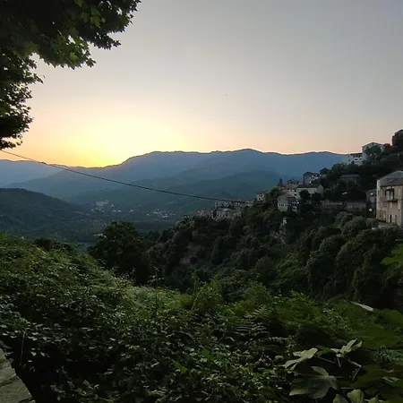 Maison Typique De Village Corse , 10 Min Aéroport Et De La Casa vacanze Prunelli-di-Casacconi