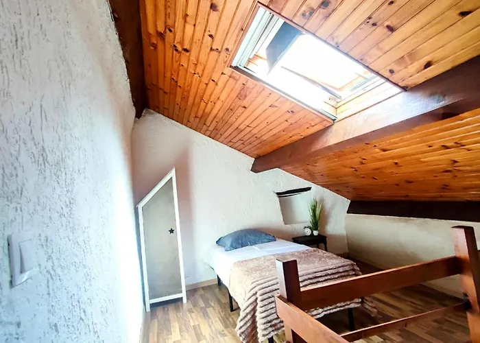 度假居 Maison Typique De Village Corse , 10 Min Aeroport Et De La Prunelli-di-Casacconi