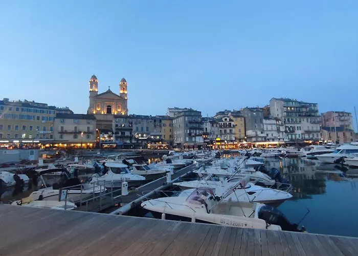 Maison Typique De Village Corse , 10 Min Aeroport Et De La 度假居 Prunelli-di-Casacconi